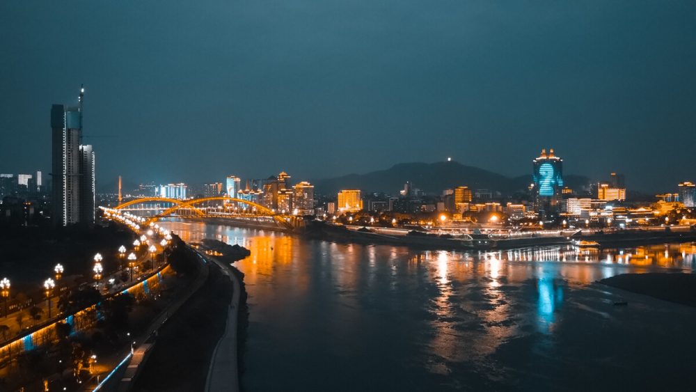 10.7.jpg 亮化工程的好處