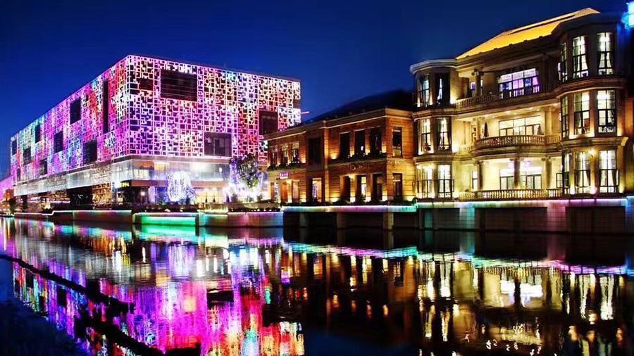 1.jpg 現(xiàn)在開(kāi)始關(guān)注城市景觀照明——您身邊的亮化工程專家